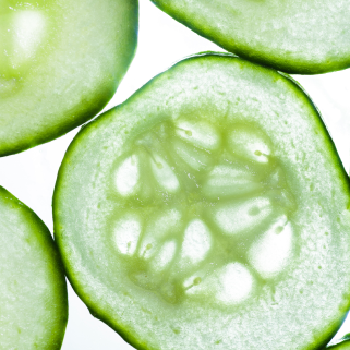 מלפפונים, מרענן ומחיה את העור